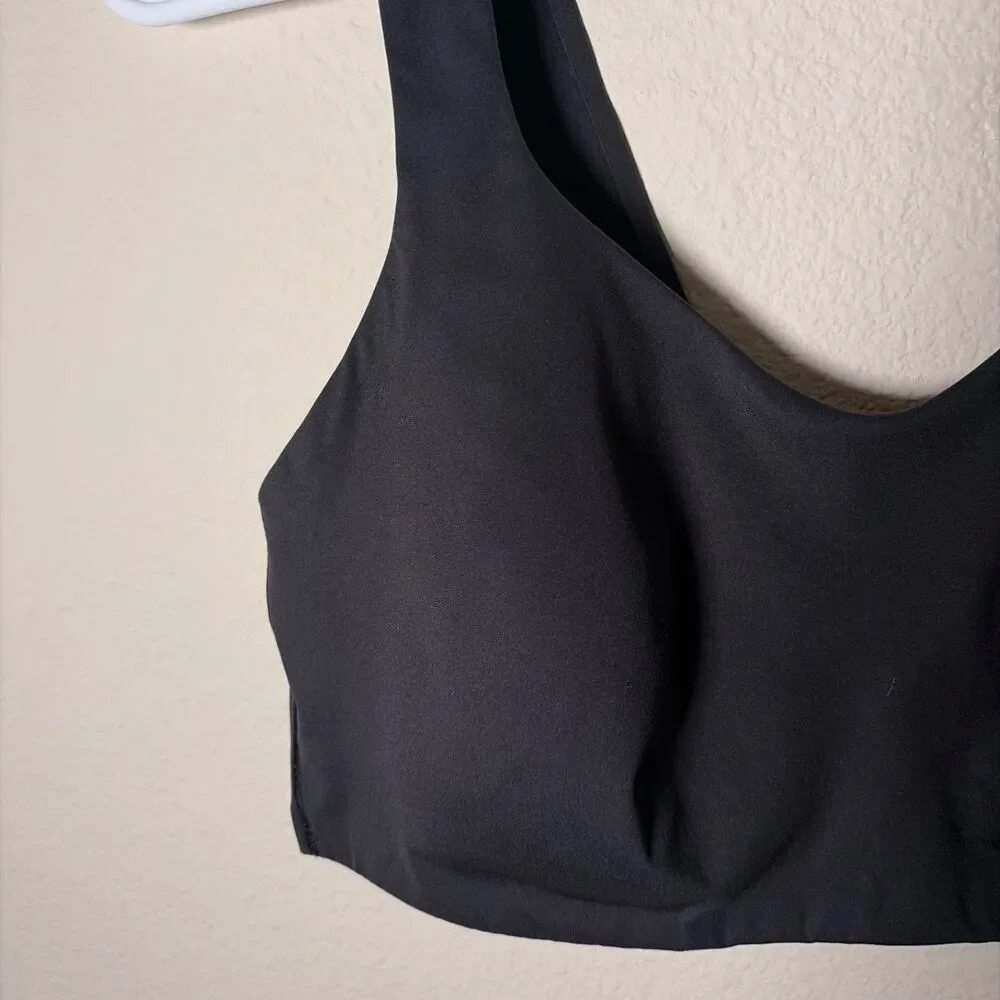 Huug sports bra